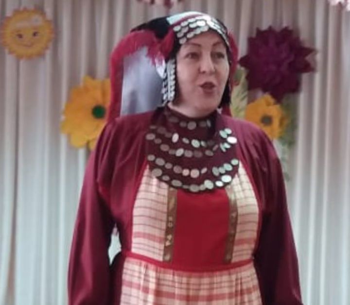 Нина Сәлимуллина: “Дөньяларның тыныч булуы гына кирәк”