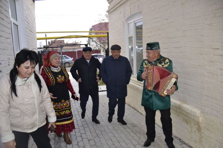 В Мензелинске состоялся праздник, подводящий итоги Декады пожилых