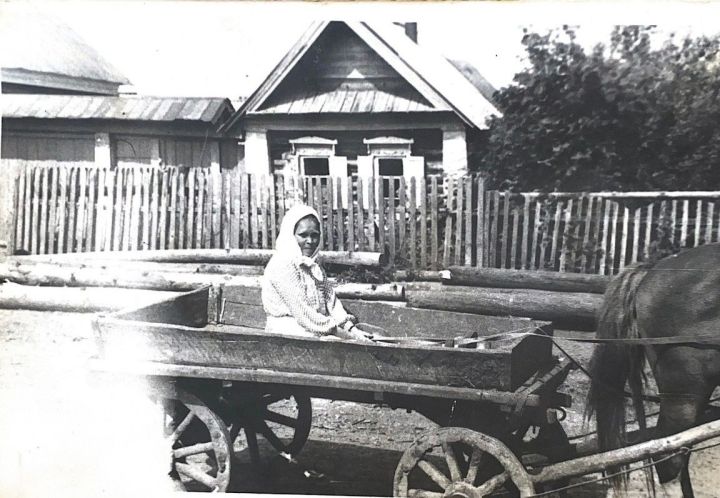 Фотоларда тарихыбыз