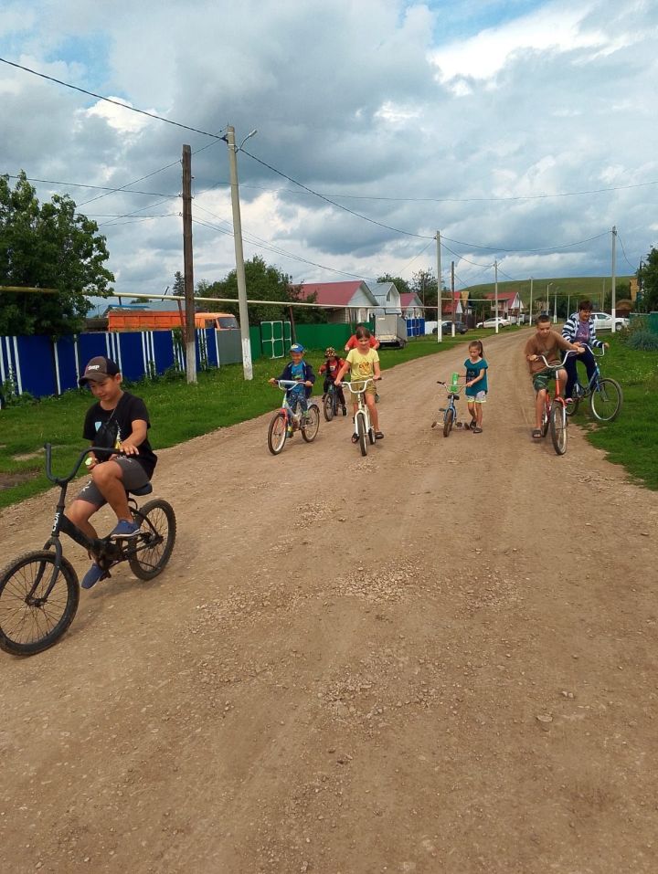 В селе Верхний Багряж устроили велопробег