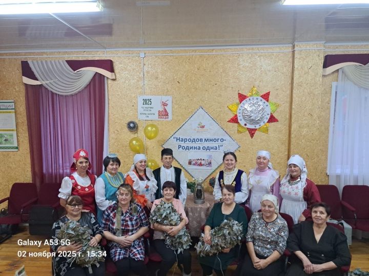Кызыл Йолдыз халкы махсус хәрби операциядә катнашучы егетләргә ярдәм итүдә актив катнашалар
