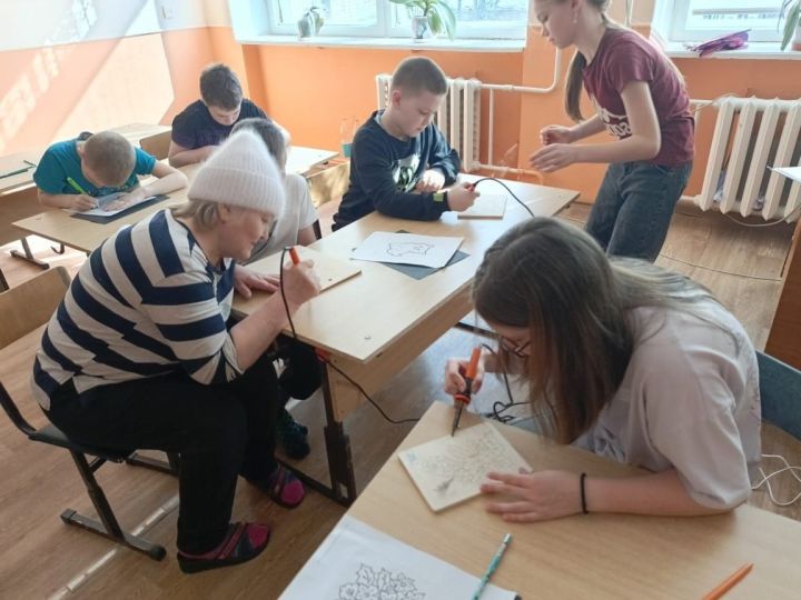 Борды мәктәбендә агач белән эшләү буенча мастер-класс үтте