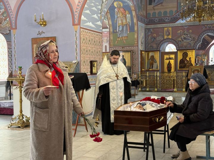 Илья Михайлов белән хушлаштылар