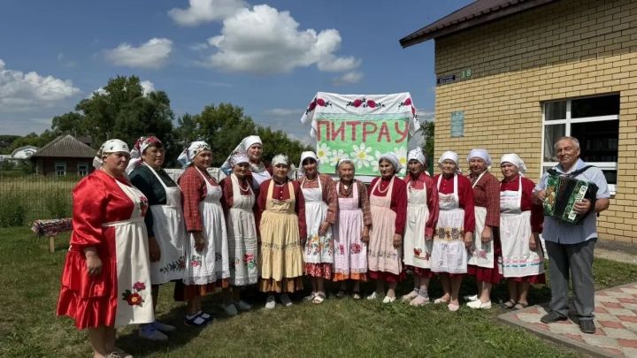 Мәлкидә җырлы-моңлы бәйрәм: «Җырлаучы авыл» фестивале гөрләп узды