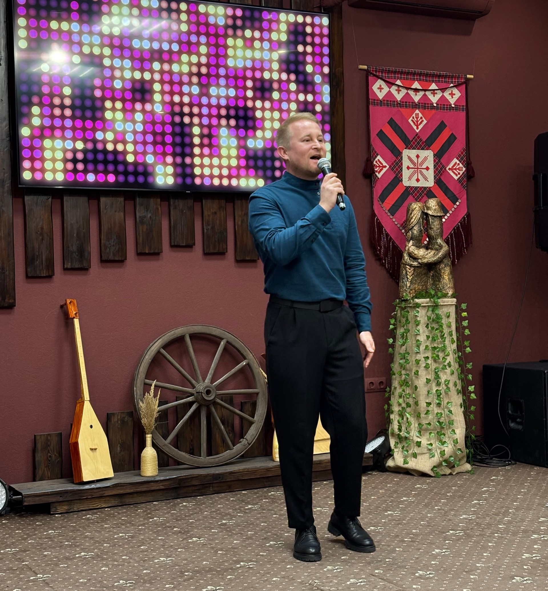 Павел Александров