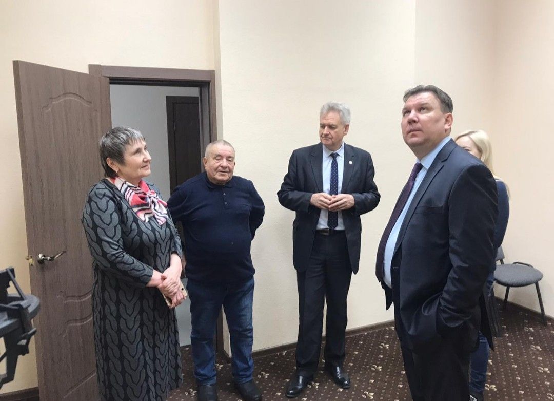 Михаил Ипатов посетил Культурный центр имени Якова Емельянова