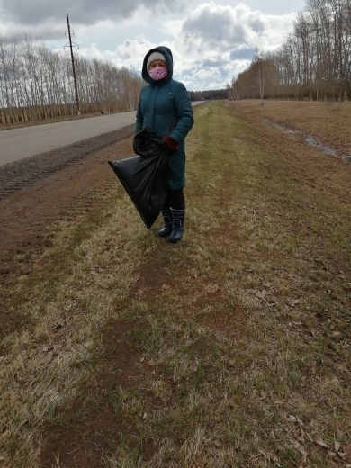 В поселке Татарстан прошла экологическая акция    “Сделаем краше поселение наше”