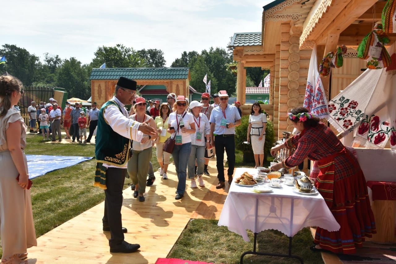 Керәшен ансамбльләре Казан Сабантуенда катнашты - фото