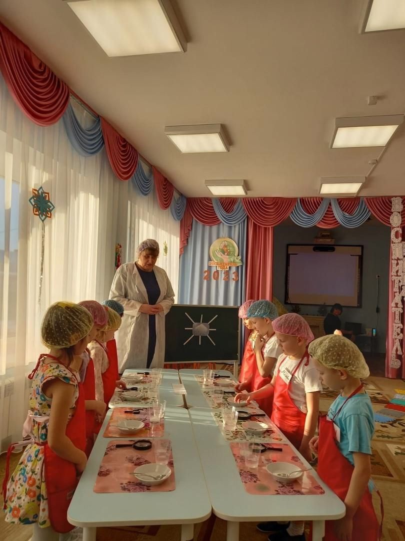 Любовь Васильева стала победительницей районного конкурса “Воспитатель года”