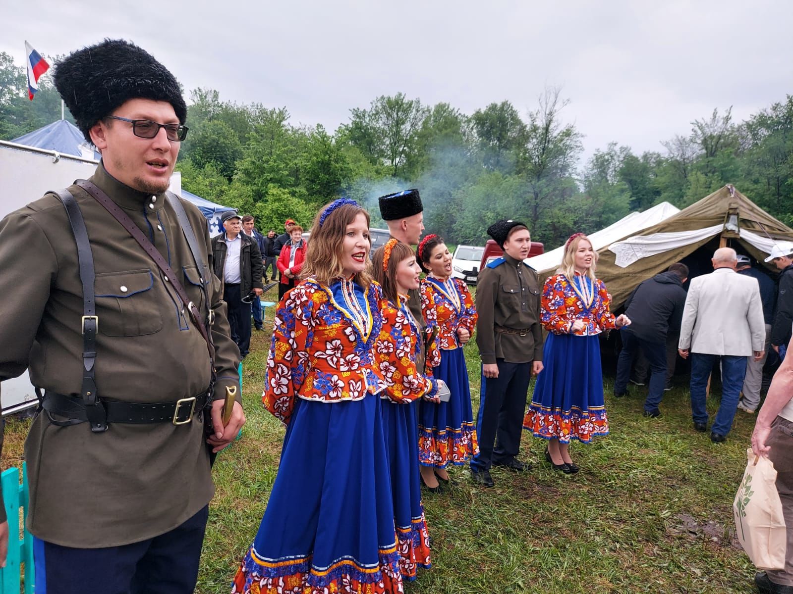 Артур Поляков Бакалыда яшәүче карендәшләребезнең Сабантуй бәйрәмендә катнашты