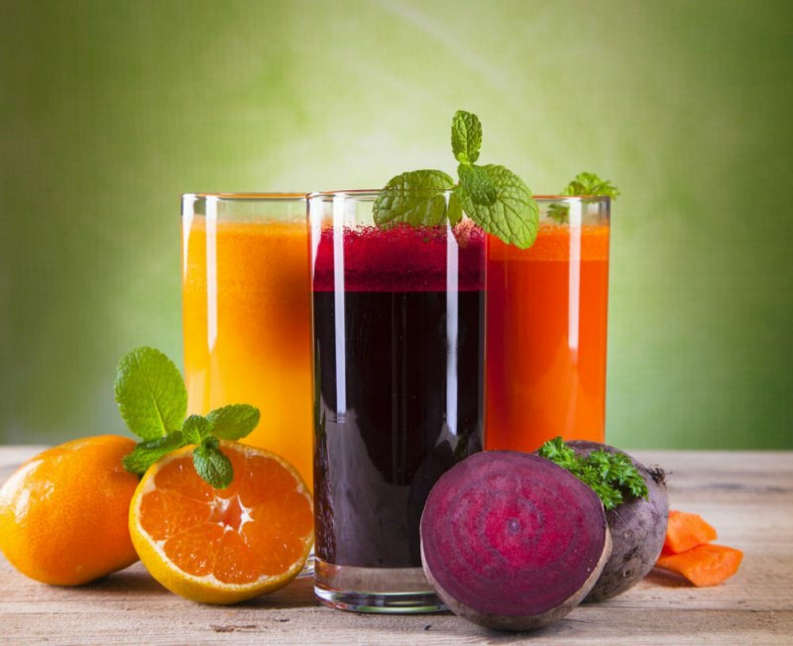 Juice. Свежевыжатые соки. Сок в ассортименте. Свежевыжатые натуральные соки. Фрукты сок.