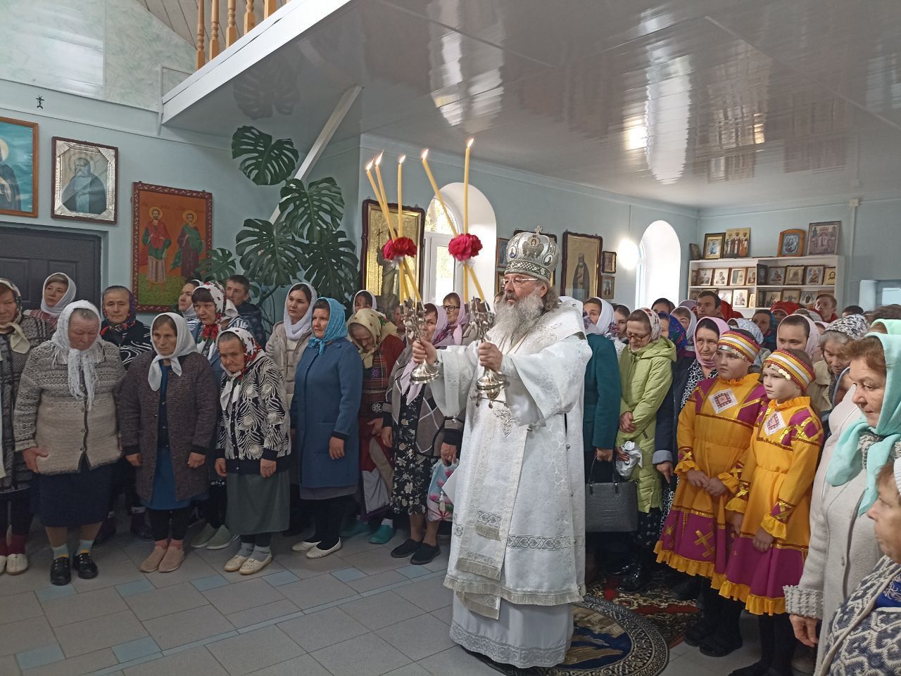 Казан һәм Татарстан митрополиты Кирилл Кукмара районына килде