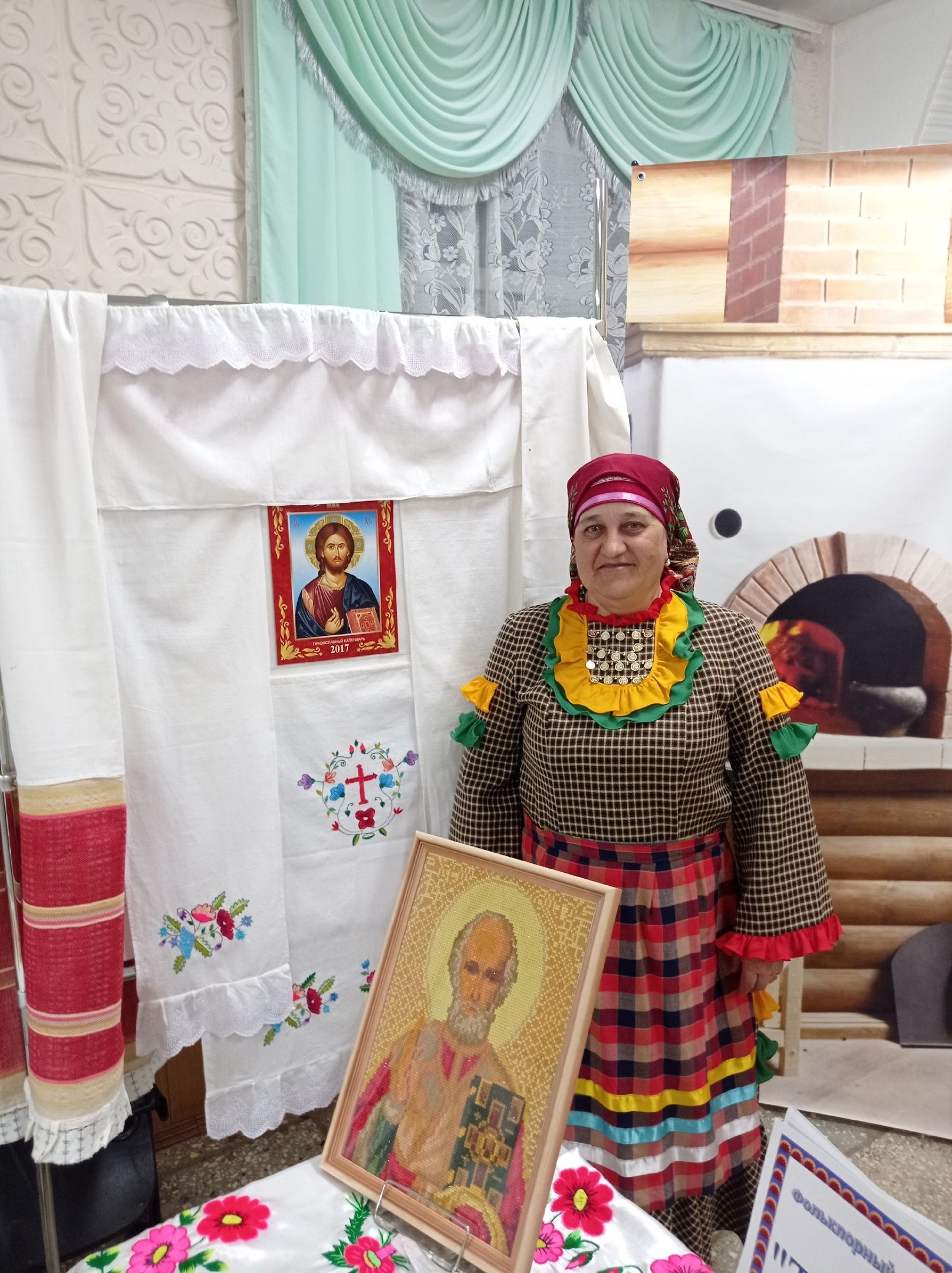 Кабан Бастрыкта яшәүче Анна Батаева үзенең кул эшләре турында сөйләде