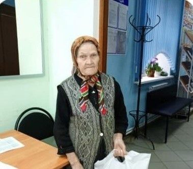 Иске Тәрбит авылында өлкәннәргә бәйрәм оештырганнар