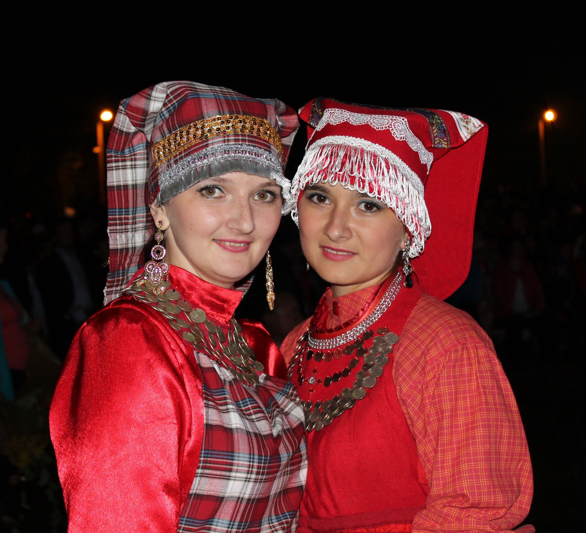 Үзеңне керәшен дип санасаң...