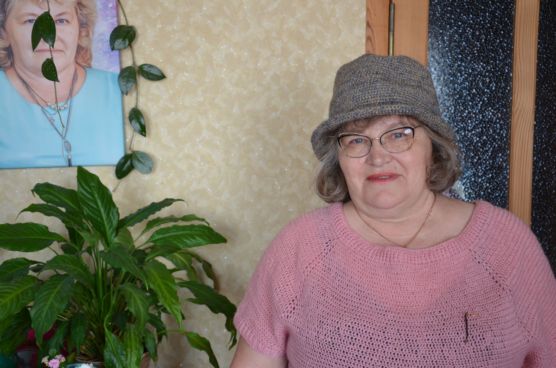 Кайбычтан Альбина Губеева: «СВОдагы егетләргә ярдәм итү — безнең бурыч дип саныйм»