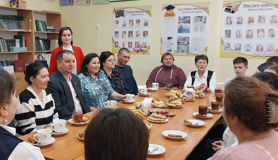 Яңа Усы мәктәбендә хатын-кызлар көне уңаеннан күңелле чара узган