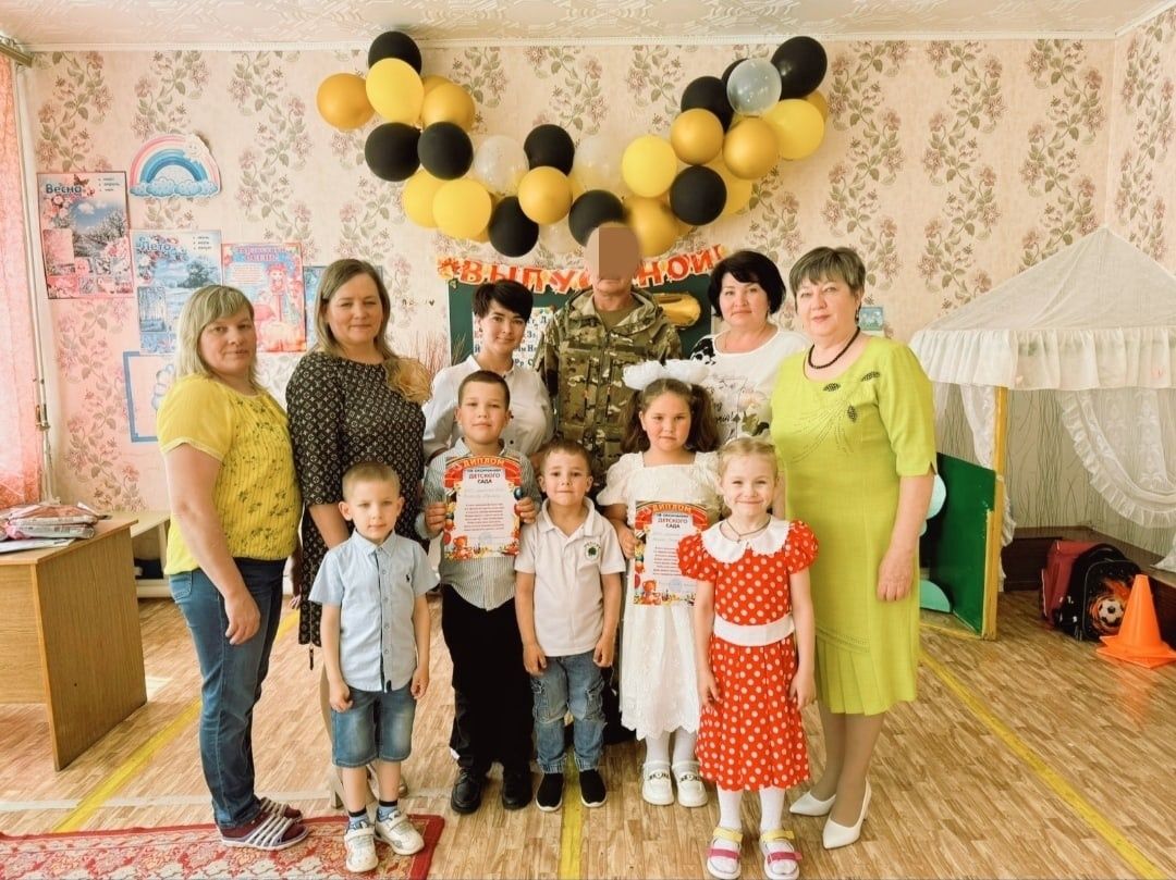 В селе Ляки дети встретились с участником СВО