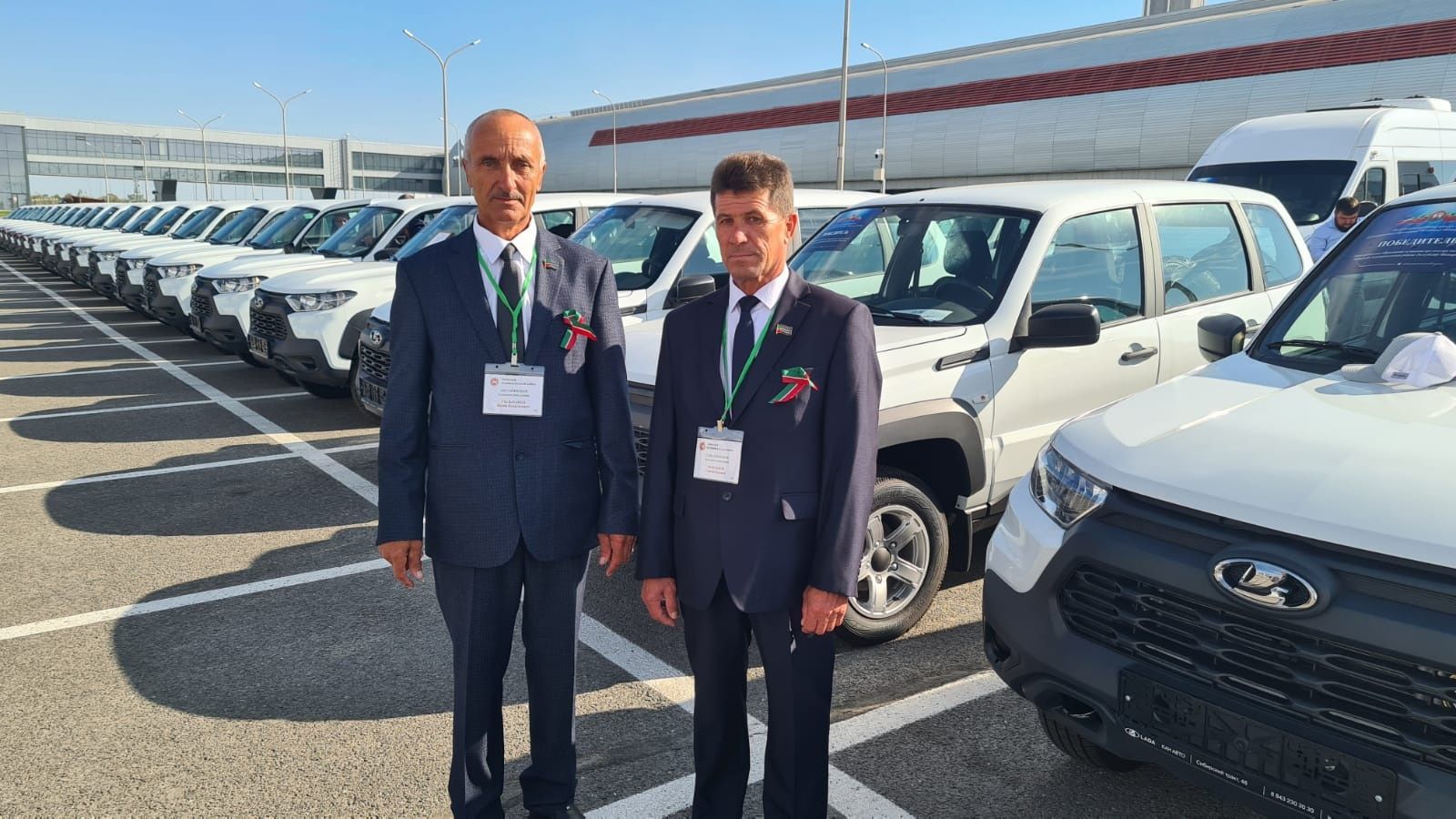 Авыл җирлекләренә автомобиль ачкычлары тапшырылды