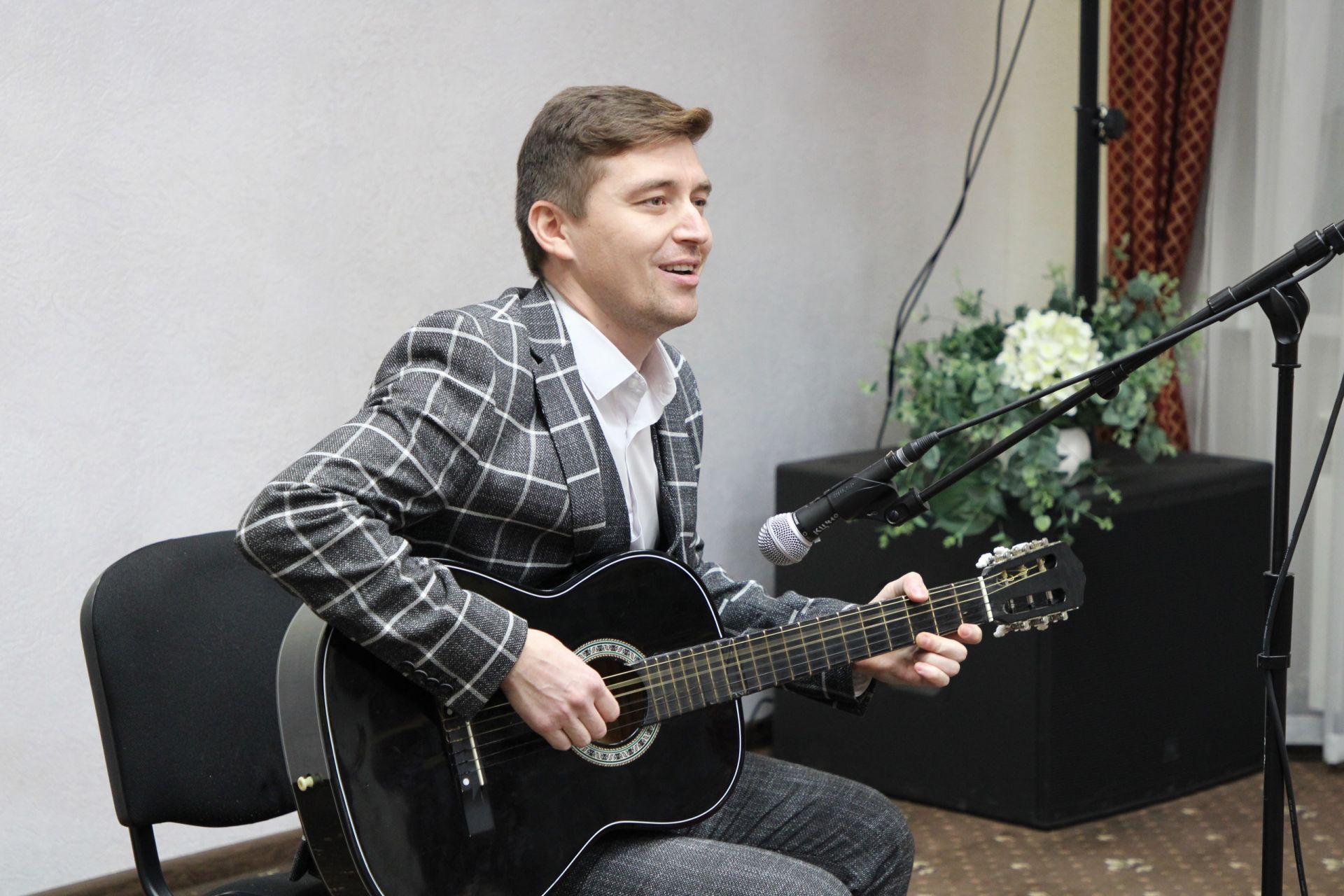 Артем Пискунов: «Шигырь сөйләп, җырлап-биеп йөри торган кеше булырмын, дип уйлаган идем»