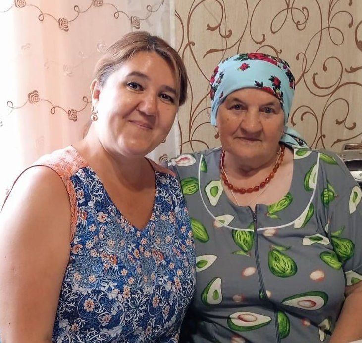 Түбән Камадан Ләйлә Сөнгәтуллина: “Микуш дәдәй белән Аннук түти икенче гаиләмә әйләнде”