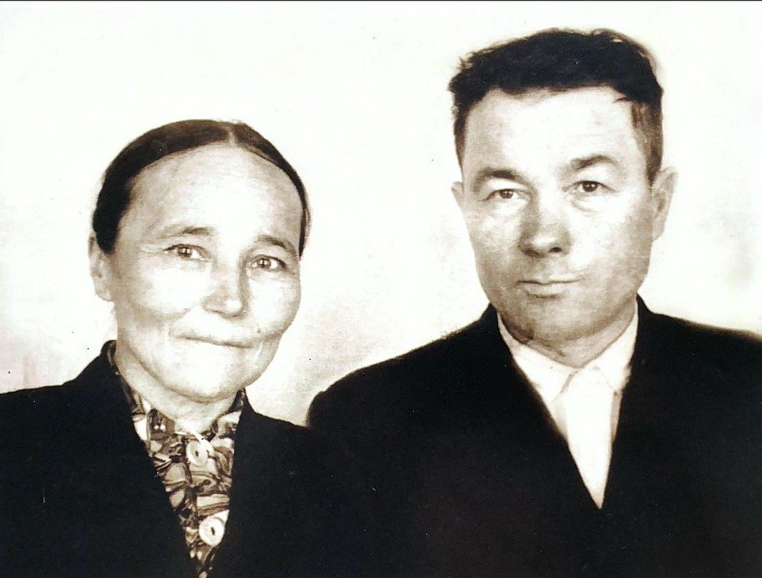 Казаннан Евдокия Гордееваның әти-әнисенә багышлап язган шигырьләре