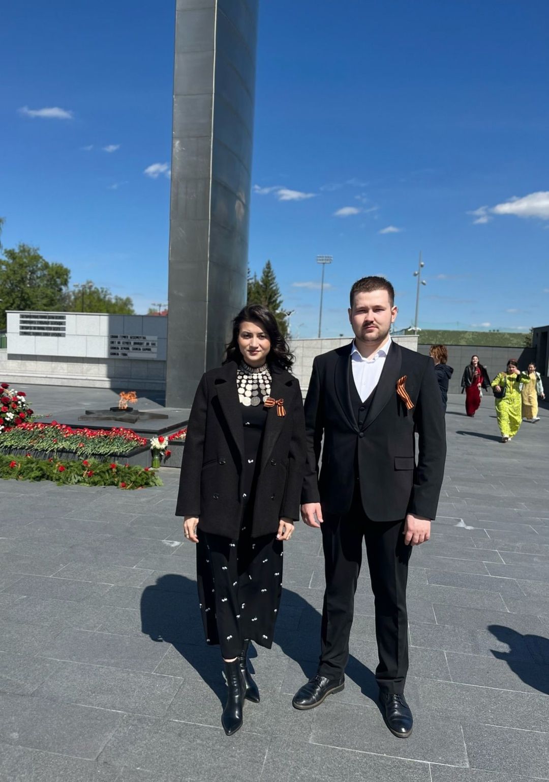 Активисты молодёжного отделения «Бәрәкәт» почтили память героев Великой Отечественной войны