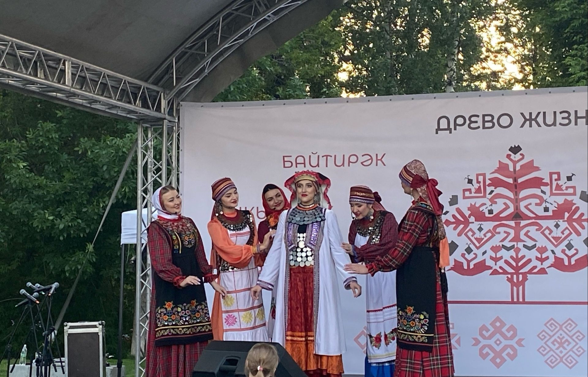 Керәшен ансамбльләре халкыбызның солдатка озату йолалары һәм традицияләрен күрсәтәчәкләр