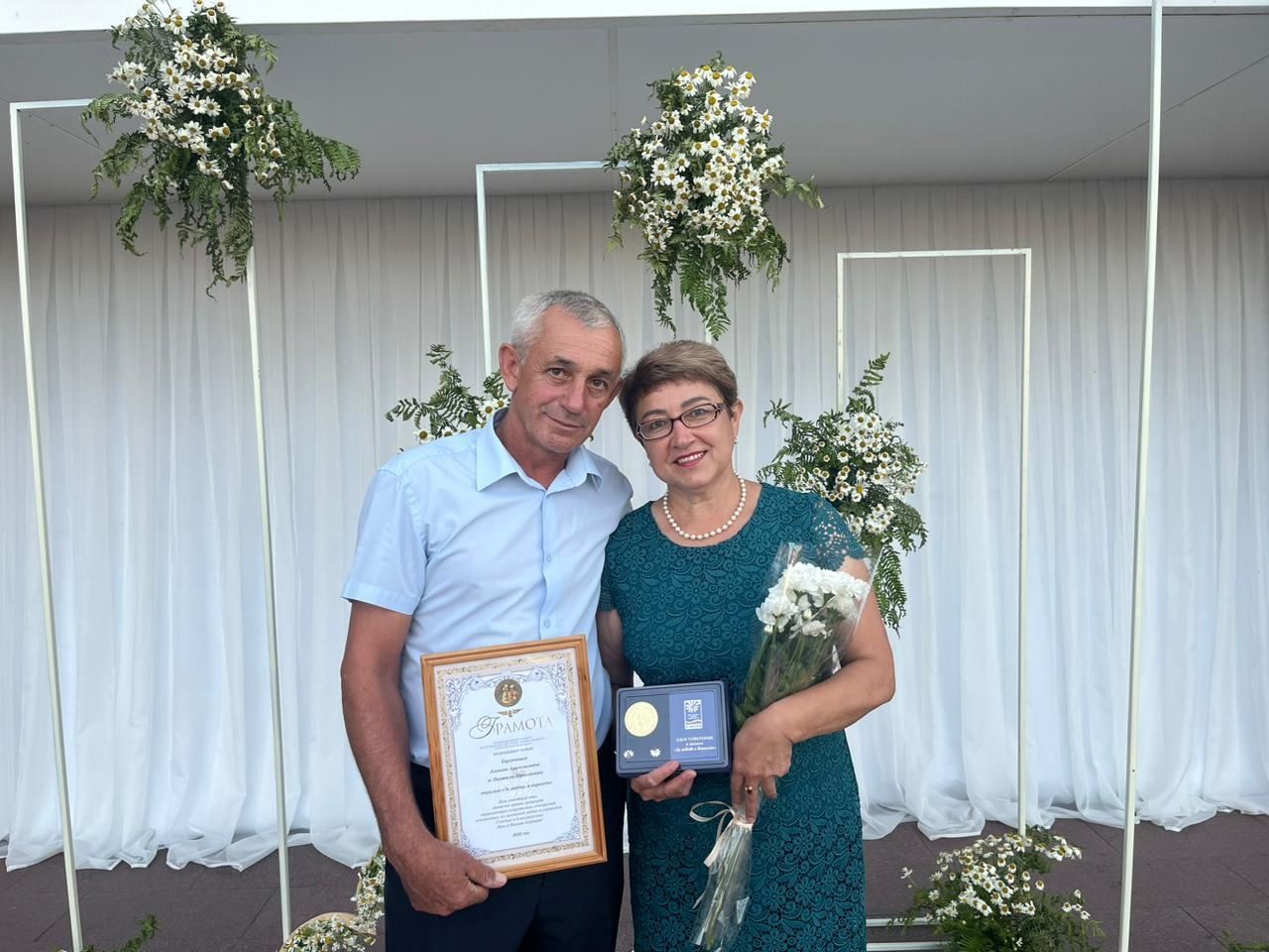 Әхмәттән Барсуковлар гаиләсенә «Мәхәббәт һәм тугрылык» медале тапшырылды