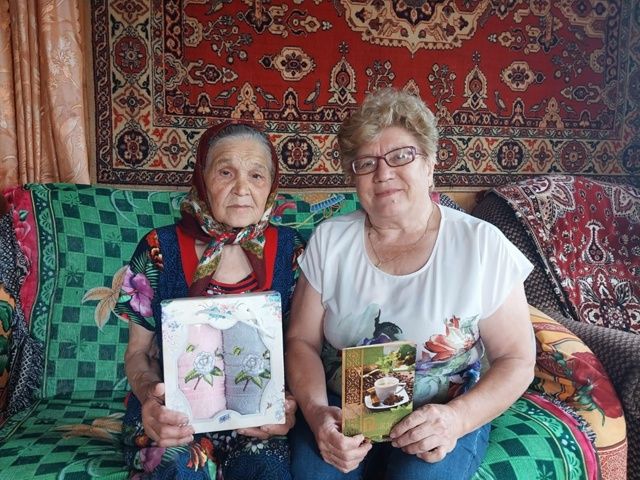 Иске Тәрбиттән 85 яшьлек Галина Кириллова: “Без яшь чакта кызлар егетләр белән бертигез эшли иде»