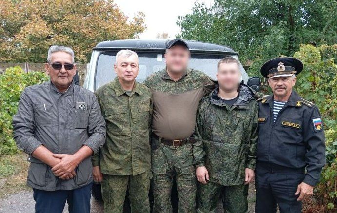Зәйдән карендәшләребез хәрбиләргә чираттагы гуманитар ярдәм илтте