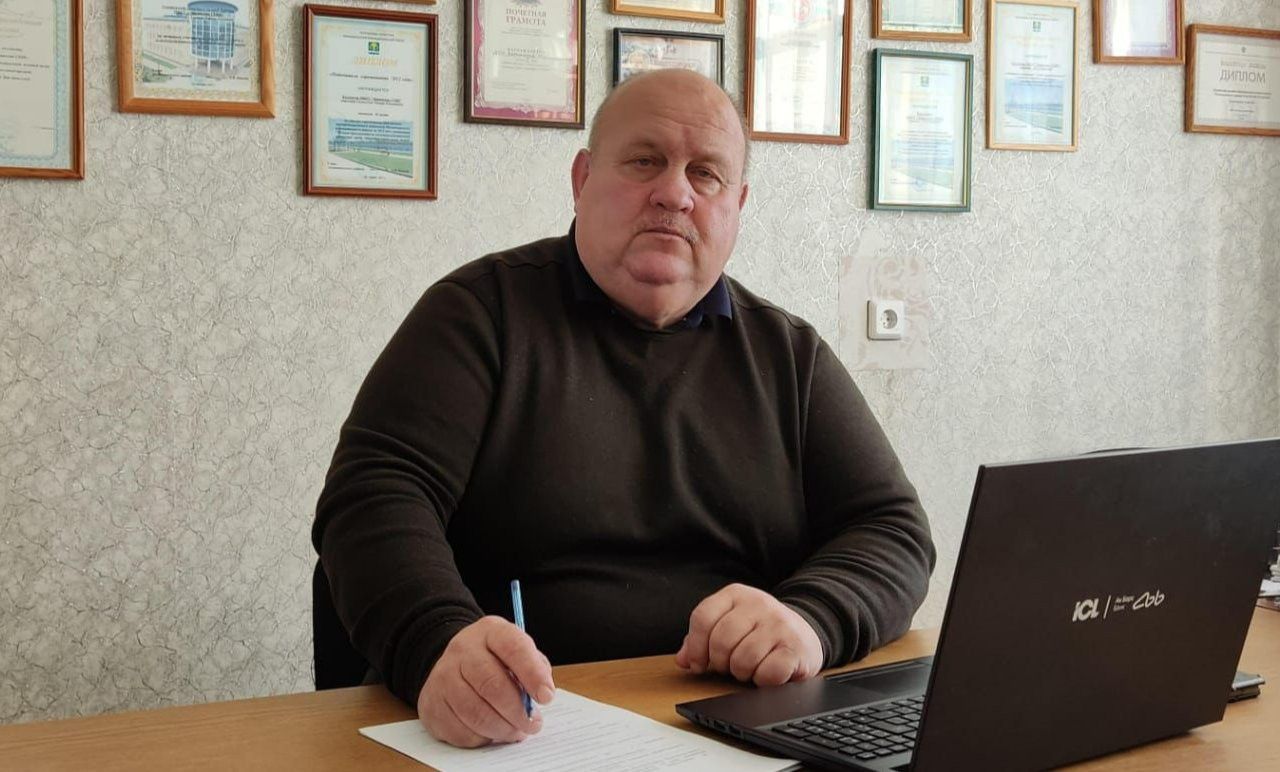 Җөри мәктәбе директоры күкрәк билгесенә лаек булды
