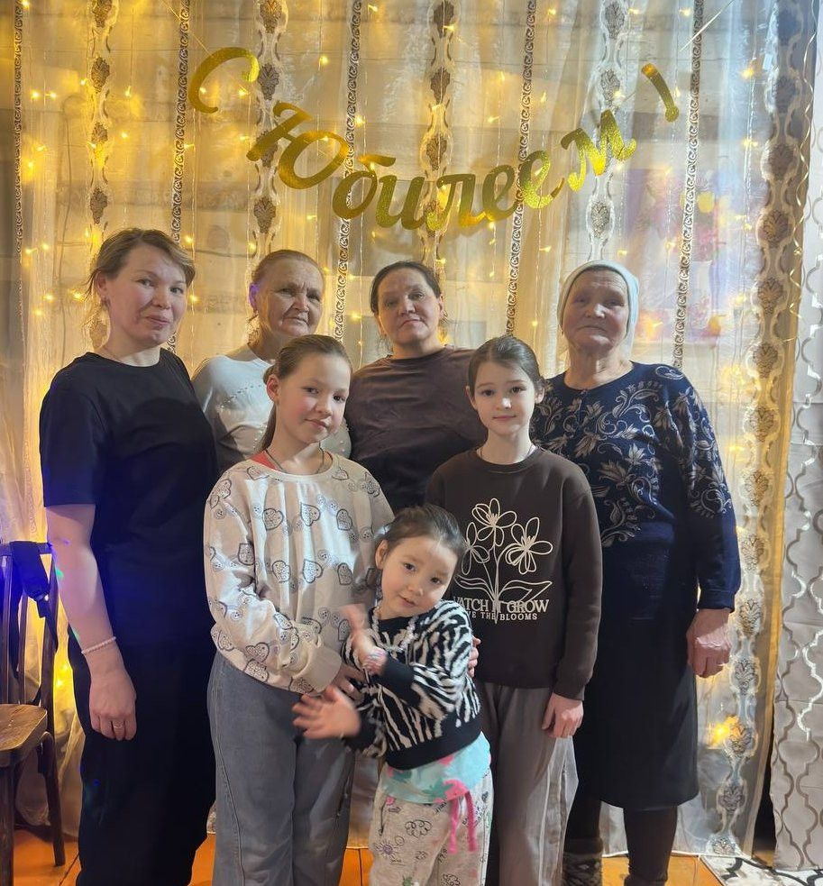 «Чын байлык»: Хуҗа Хәсәннән Валентина Черемисова 5 баласы һәм 10 оныгына куанып яши