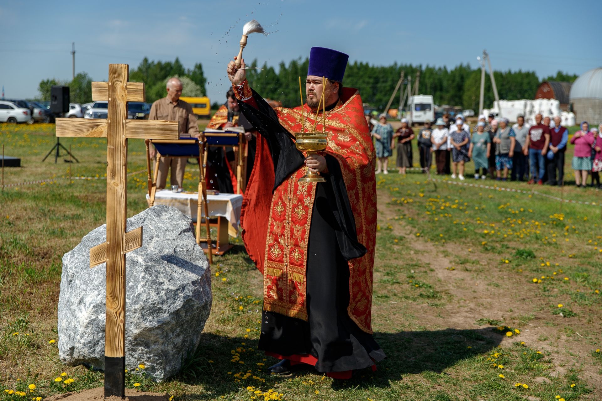 Җөри авылында төзеләчәк чиркәү нигезе ташын аруландыру чины уздырылды