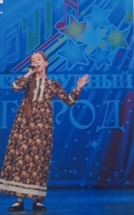 Яшел Үзәннән Илона Ефремова I дәрәҗә лауреат булды