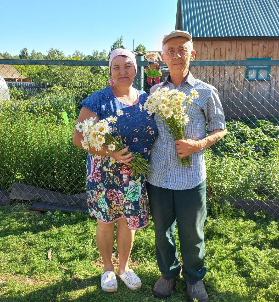 Кызыл Йолдызның күп балалы Большаковлар гаиләсе –  авыл күрке