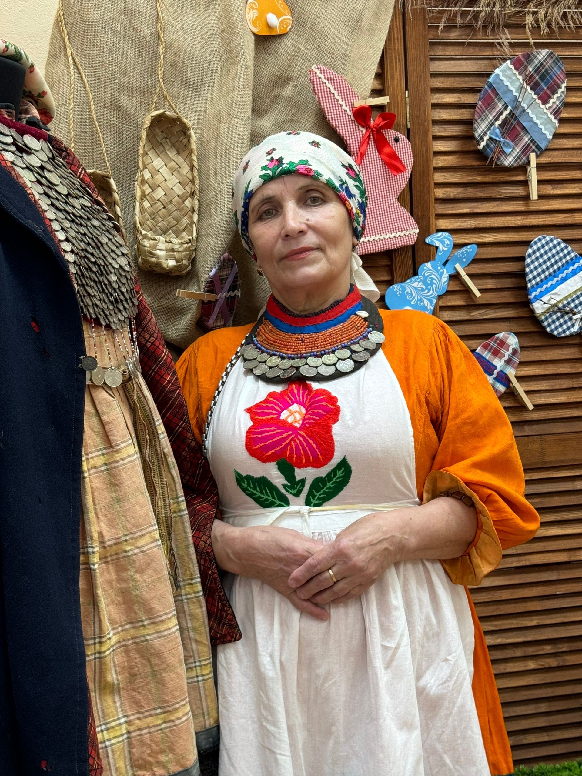Екатерина Яковлева бала туу йолалары белән таныштырды