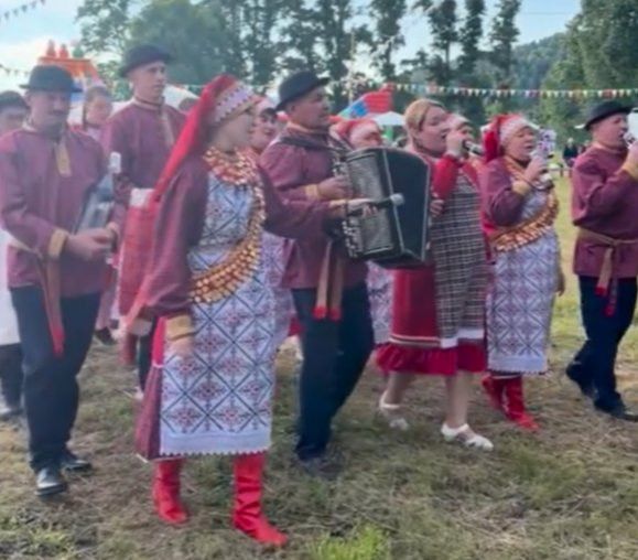 Доргада Изге Тихон көнен билгеләп уздылар