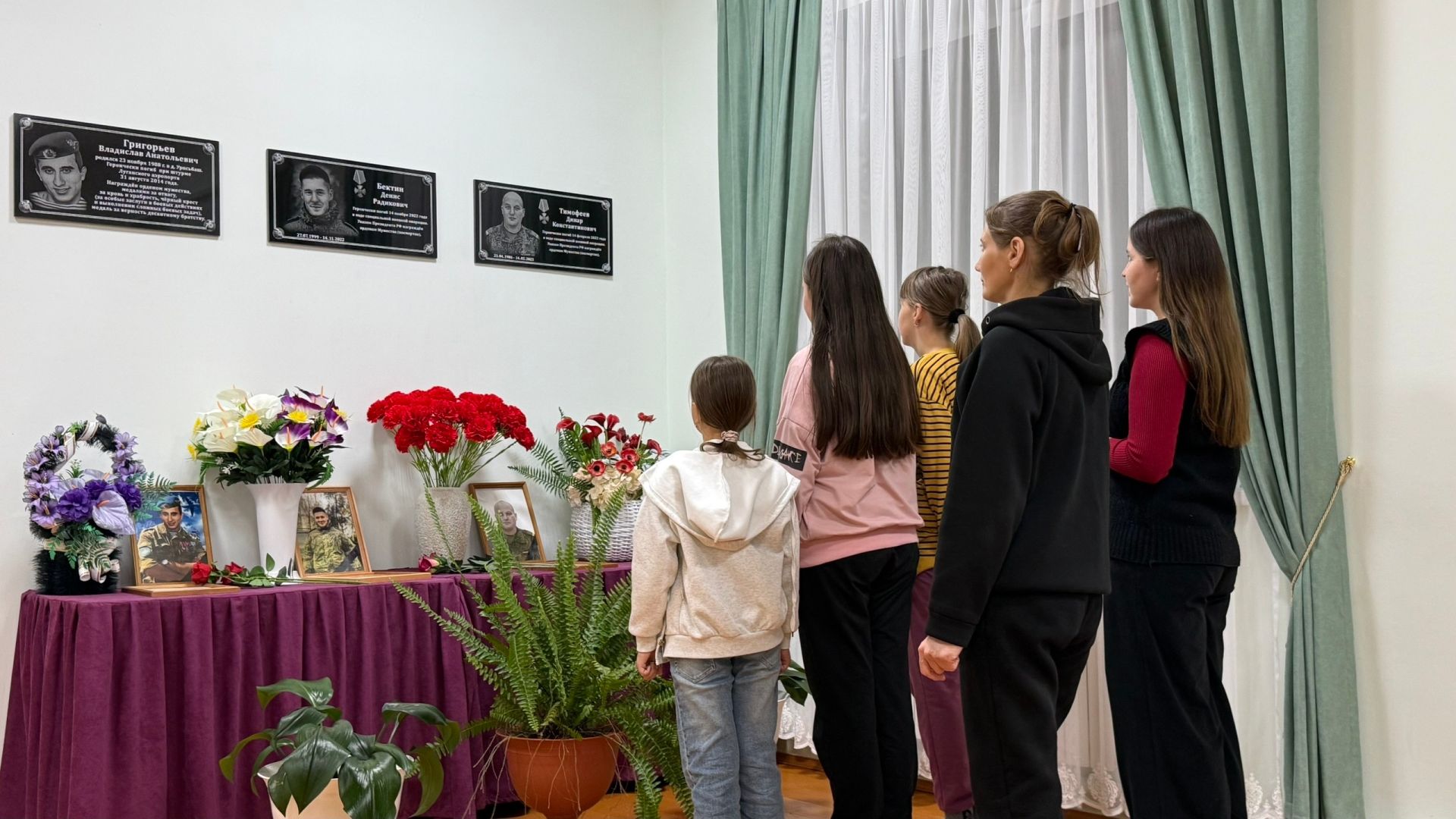 Үрәсбаш мәдәният йортында илебез батырларын искә алдылар