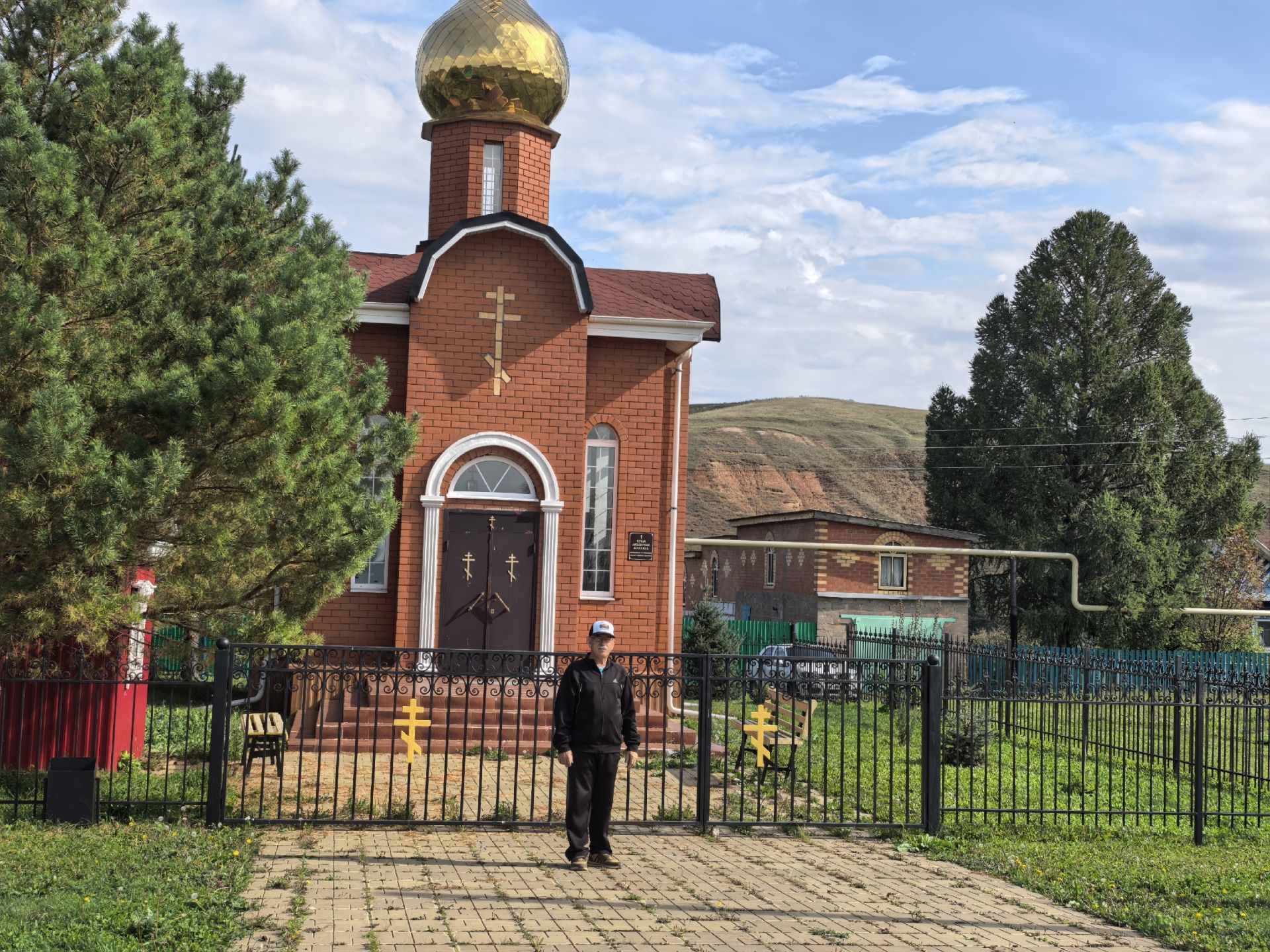 Кабан Бастрыктан Илья Батаев изге гамәлләре белән тирә-юньгә яктылык өләшә