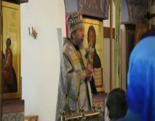Глава Татарстанской митрополии совершил праздничную литургию в Тихвинской церкви Казани