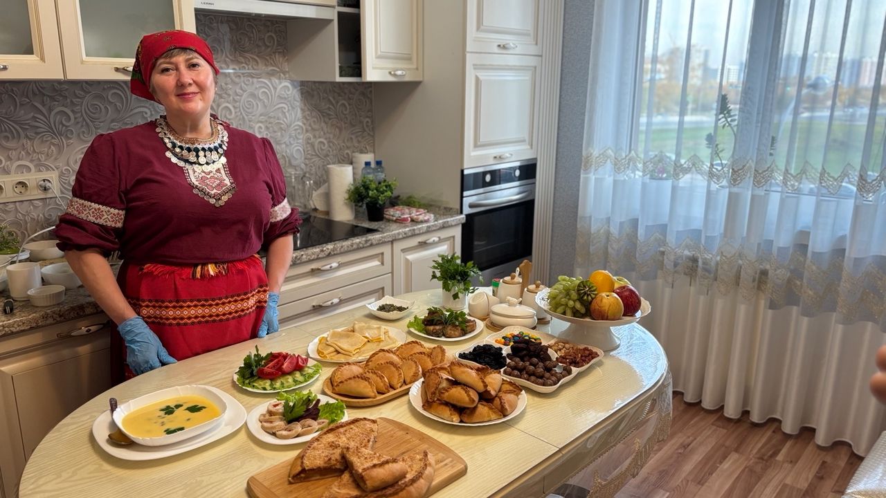 Венера Нислинадан «Кабак бөккәне» һәм «Кабактан күзикмәк»