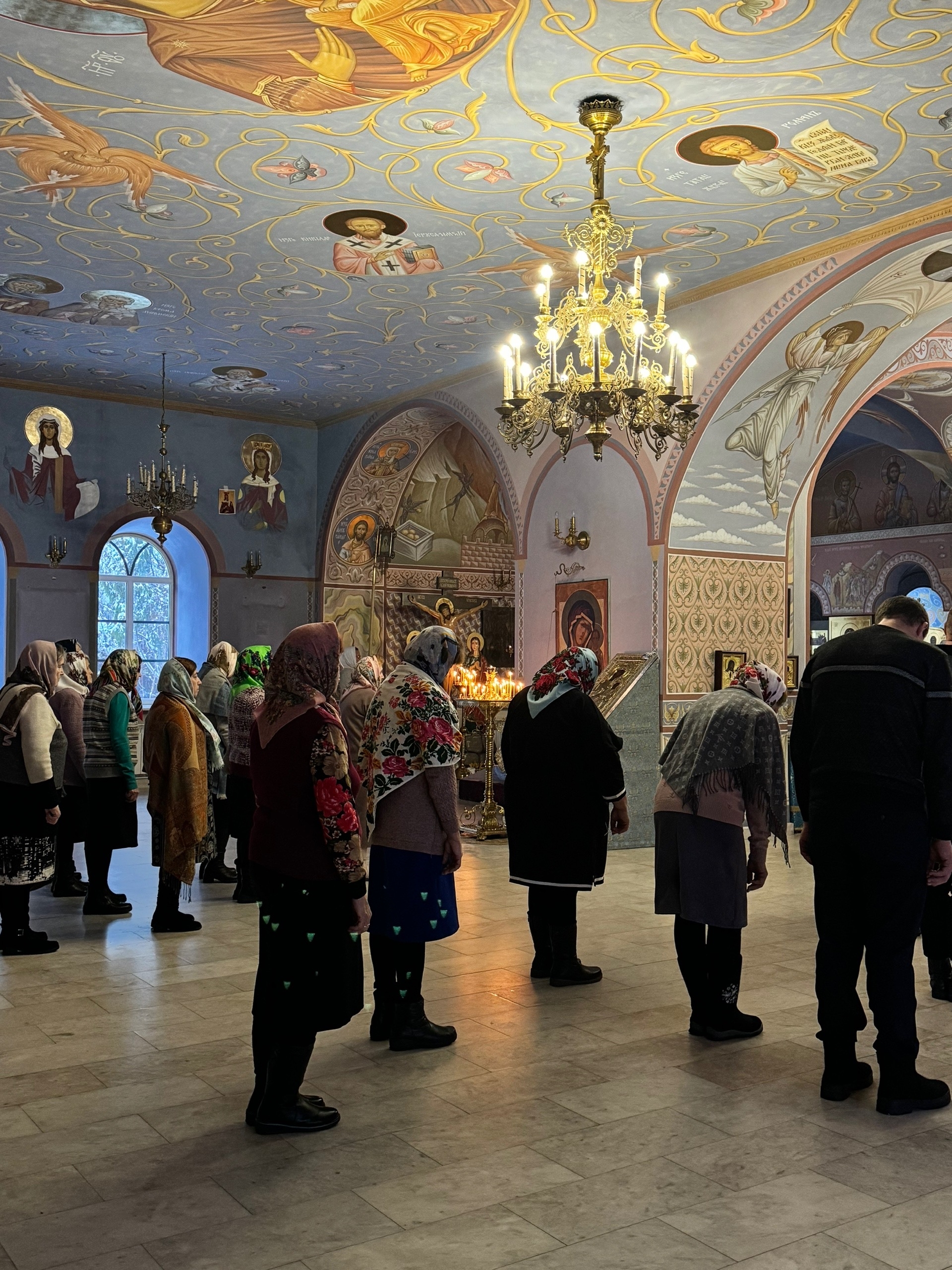 Тихвин тәресе чиркәвендә кече престол бәйрәме уңаеннан литургия