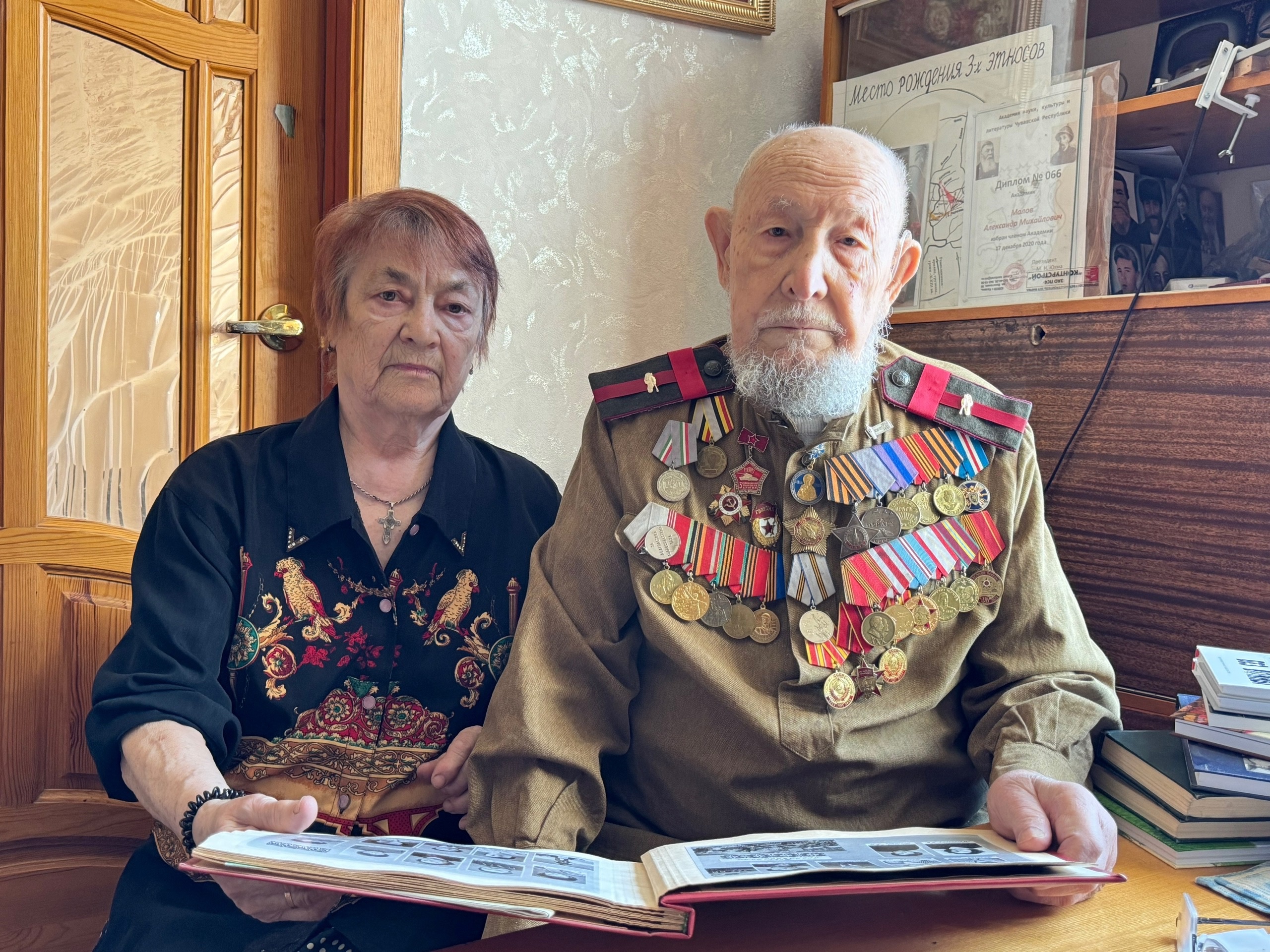Бөек Ватан сугышы ветераны Александр Маловта кунакта