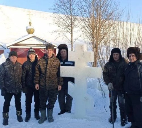 Качману: күз ачып булмаслык буран, халык карга бата-чума ару су алырга төшкән