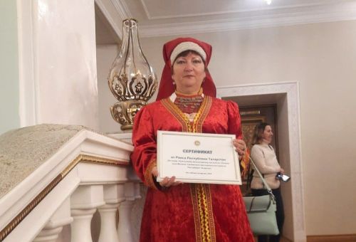 Детский образцовый фольклорный ансамбль «Питрау» стал обладателем сертификата от Раиса Татарстан на пошив костюмов