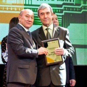 Танылган карендәшебез, журналистика ветераны Диплом белән бүләкләнде