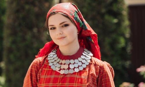 Карендәшебез Тамара Минова «Мин татарча сөйләшәм!» төркеме бәйгесендә җиңгән
