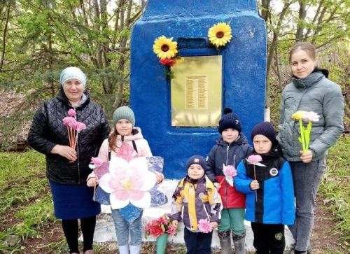 Үрәсбаш балалар бакчасында ветераннарга хөрмәт билгесе күрсәтелде