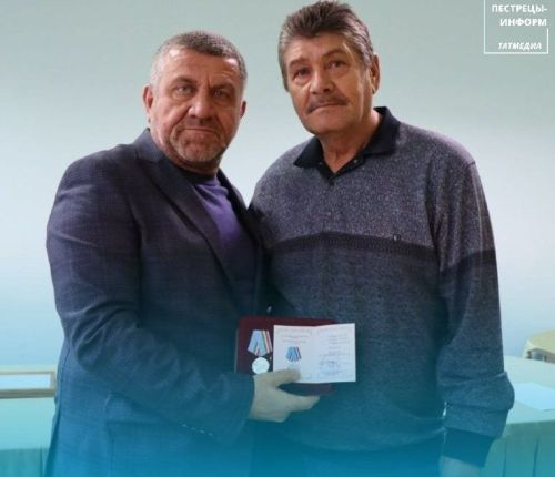 Автобус йөртүчесе Анатолий Николаев: «Пассажирлар тормышы өчен гаять зур җаваплылык хисе тоям»